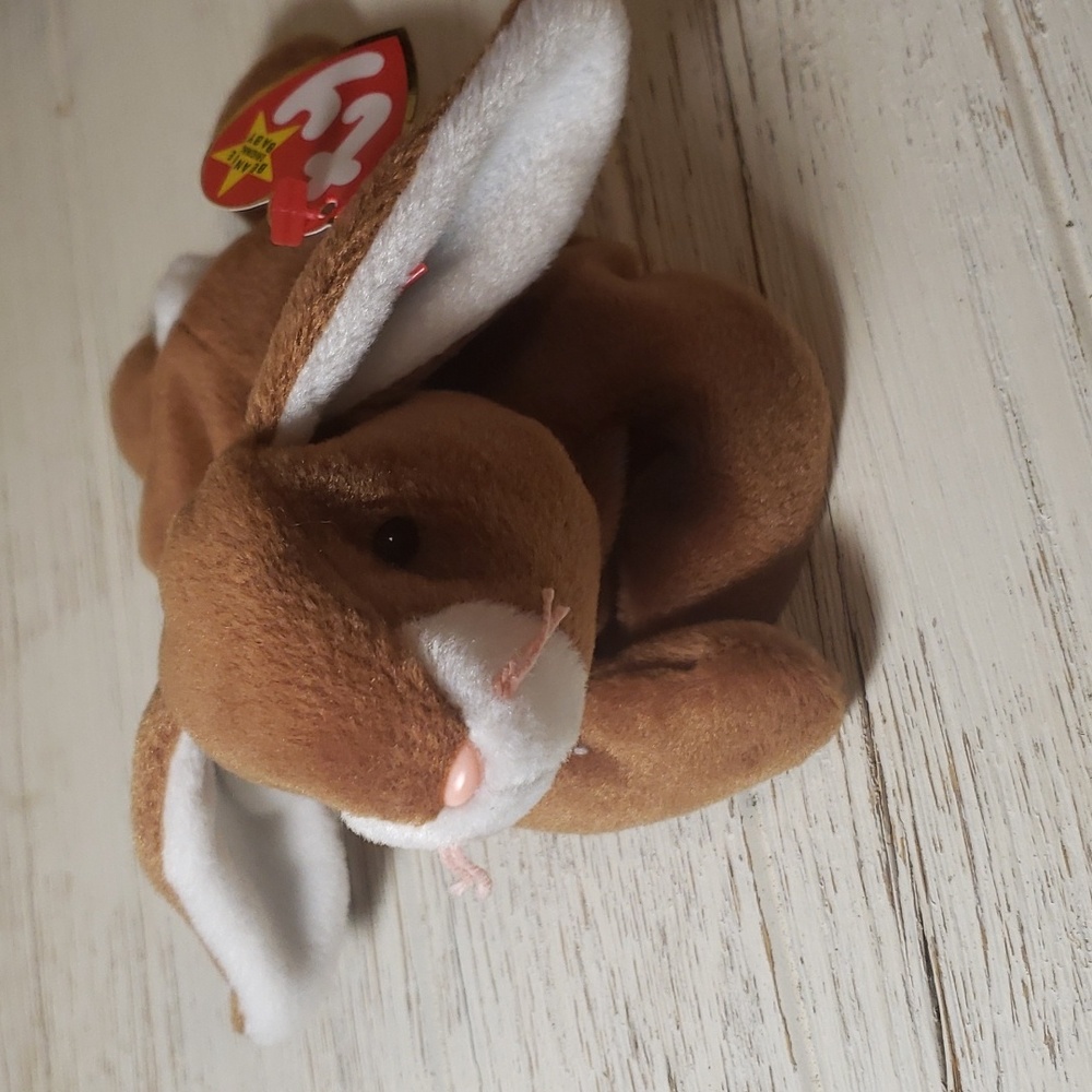 EARS the Bunny Rabbit TY Beanie Baby NWT Vintage 1995